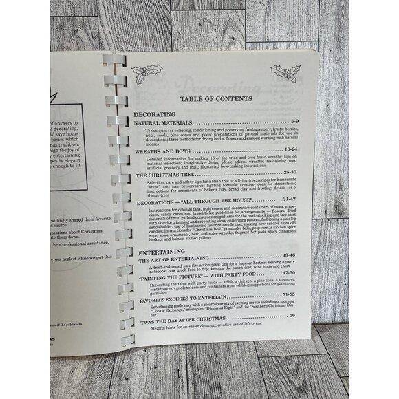 Christmas Favorites The Holiday Handbook Decorating Entertaining Recipes - Picture 6 of 9